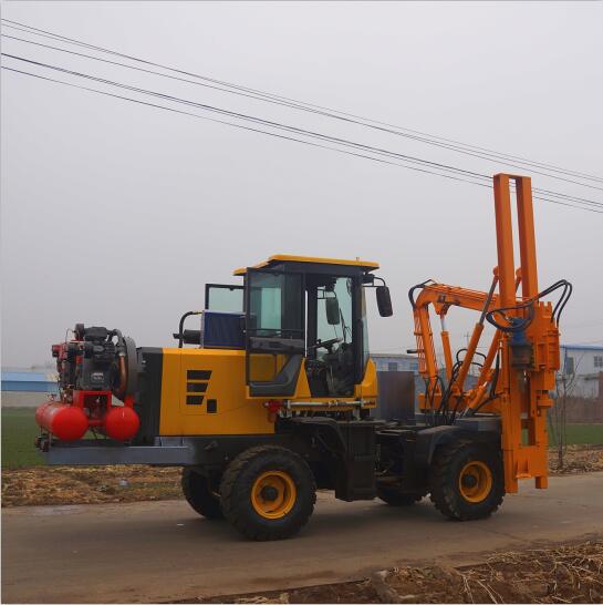 直銷(xiāo)裝載機(jī)護(hù)欄打樁機(jī)，高速護(hù)欄打樁機(jī)